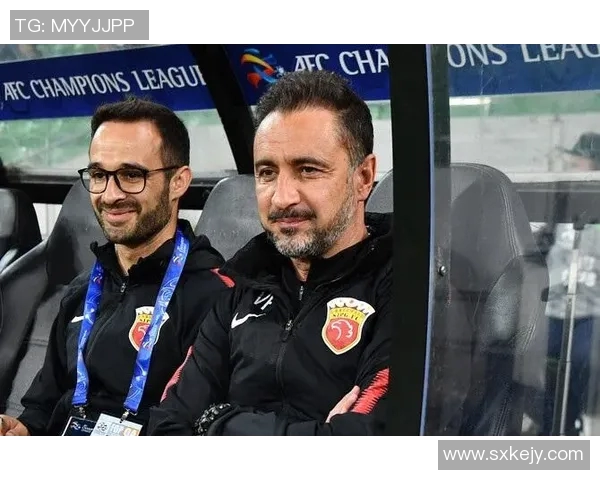 足球明星在韩国引发争议坚决不道歉引发球迷热议与媒体关注